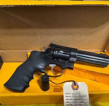 Ruger GP100 - $450